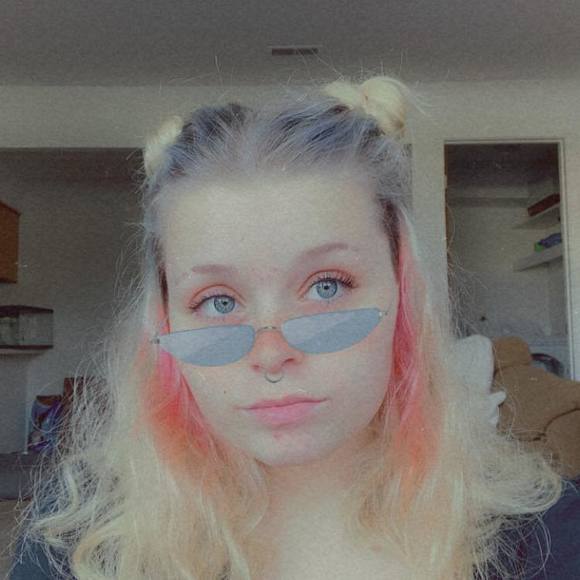 lara_ann18